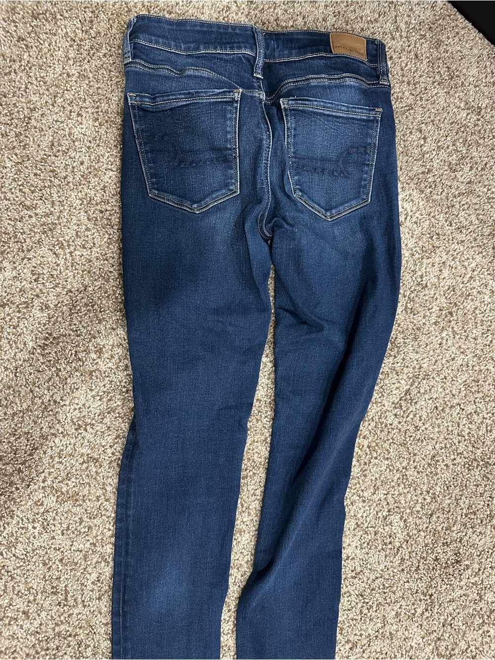 American Eagle Outfitters Women's Deep Indigo Skinny Jeans - Picture 2 of 3